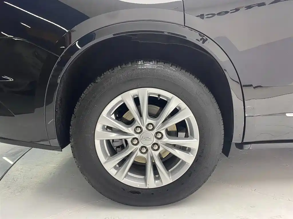 Cadillac XT6 2021 — фото 12