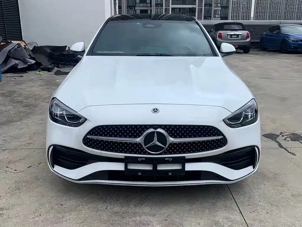Mercedes-Benz C-Class 2022