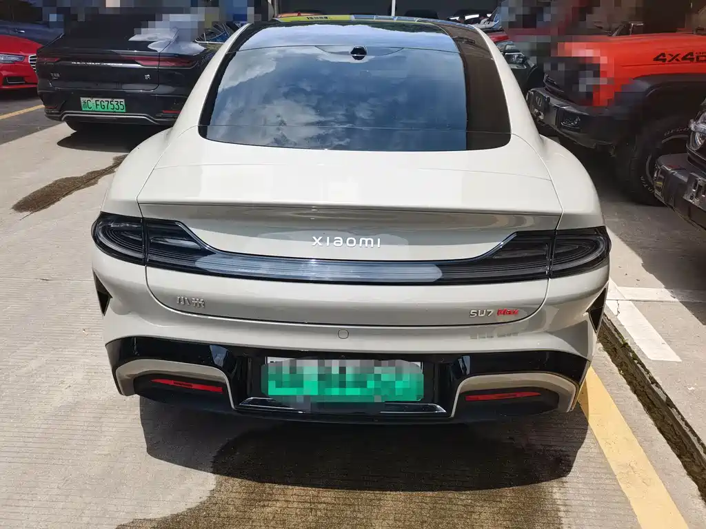 Xiaomi SU7 2025 — фото 8