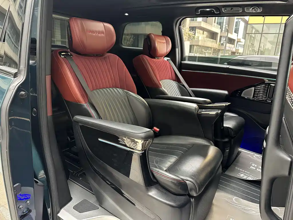 GAC Motor Trumpchi M8 2023 — фото 19