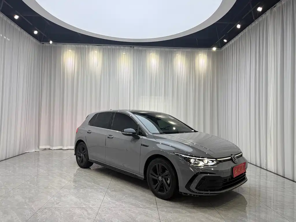 Volkswagen Golf 2022