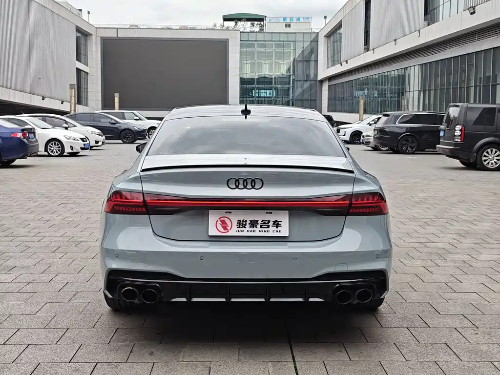 Audi A7L 2024 — фото 27