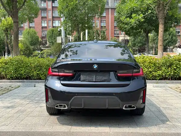 BMW 3 Series 2023