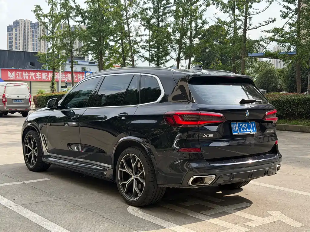 BMW X5 2023 — фото 19