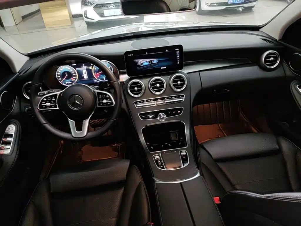 Mercedes-Benz C-Class 2021 — фото 10