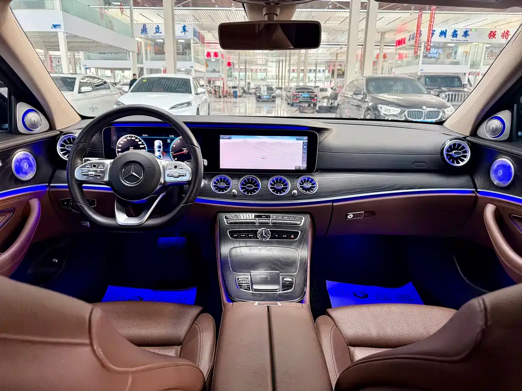 Mercedes-Benz E-Class 2019 — фото 9