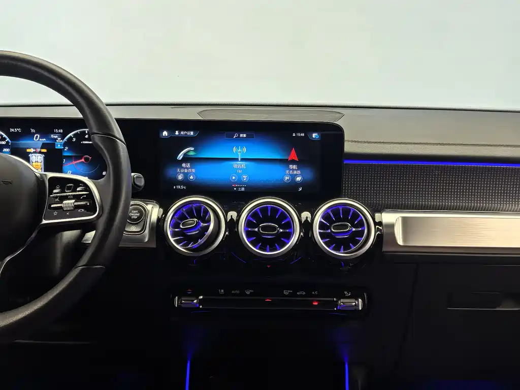 Mercedes-Benz GLB 2023 — фото 16