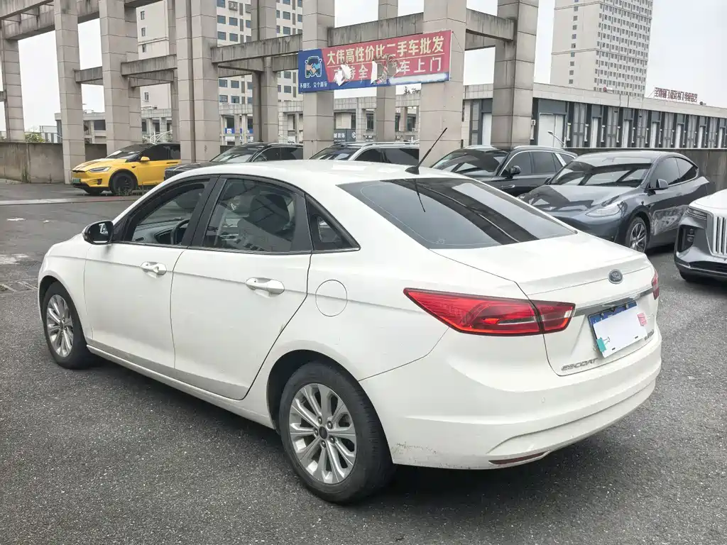 Ford Escort 2016