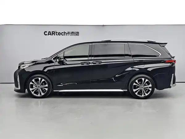 Toyota Sienna 2023