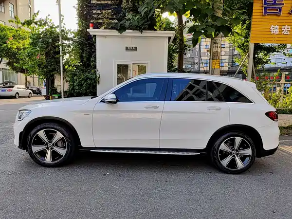 Mercedes-Benz GLC 2022