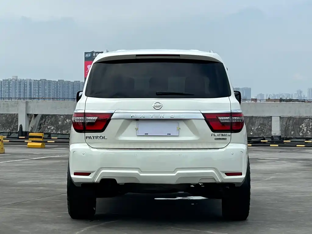 Nissan Patrol 2016