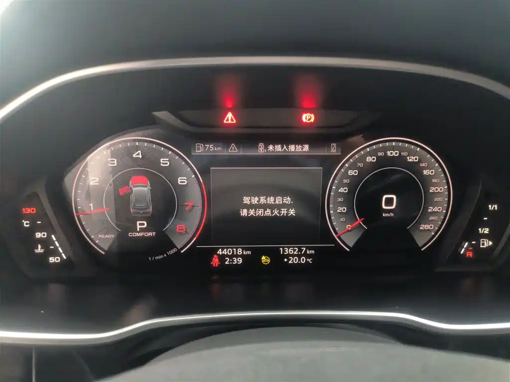 Audi Q3 2022 — фото 12