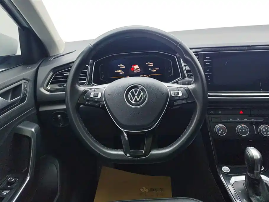 Volkswagen T-Roc 2021 — фото 15