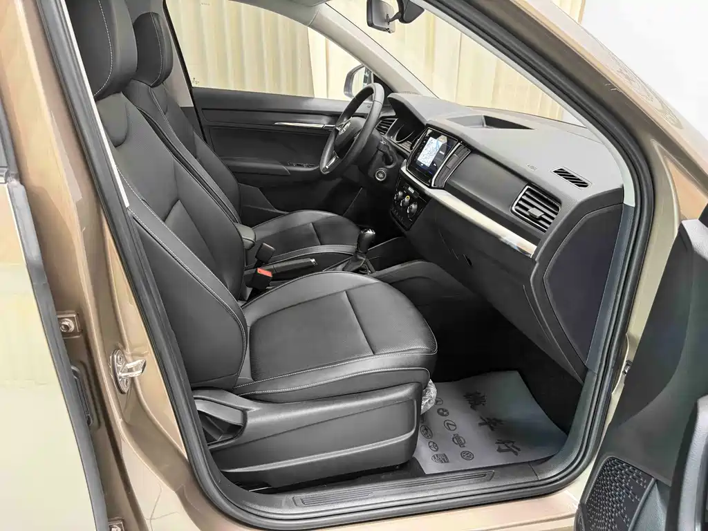 Skoda Kamiq 2022 — фото 10