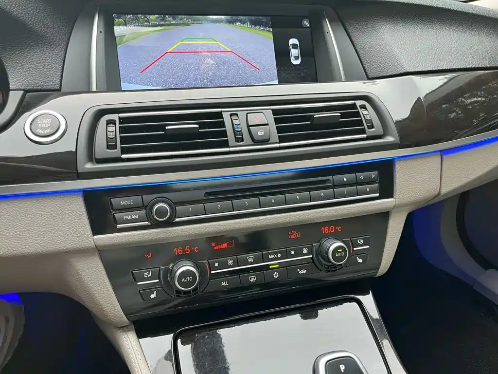 BMW 5 Series 2011