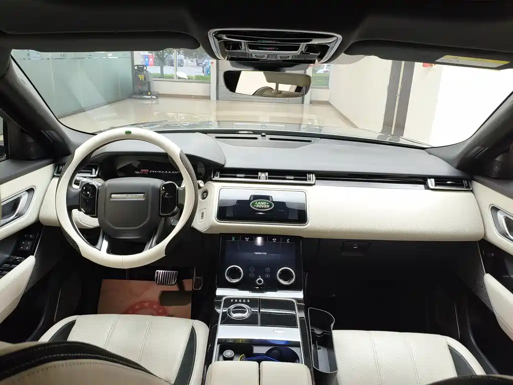 Land Rover Velar 2018 — фото 9