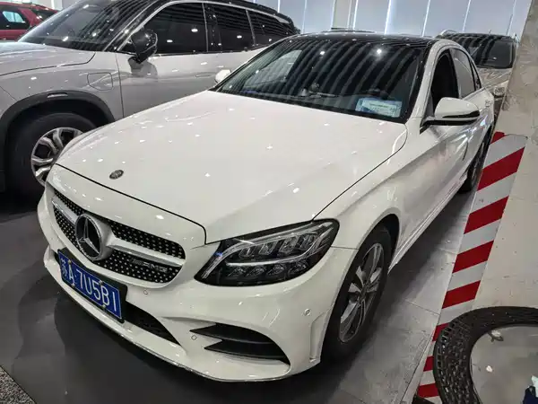 Mercedes-Benz C-Class 2021