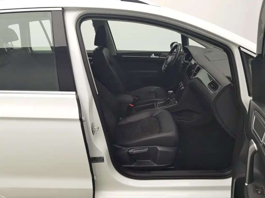 Volkswagen Golf Jialu 2018 — фото 23