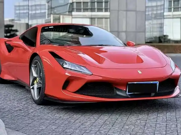 Ferrari F8 2022