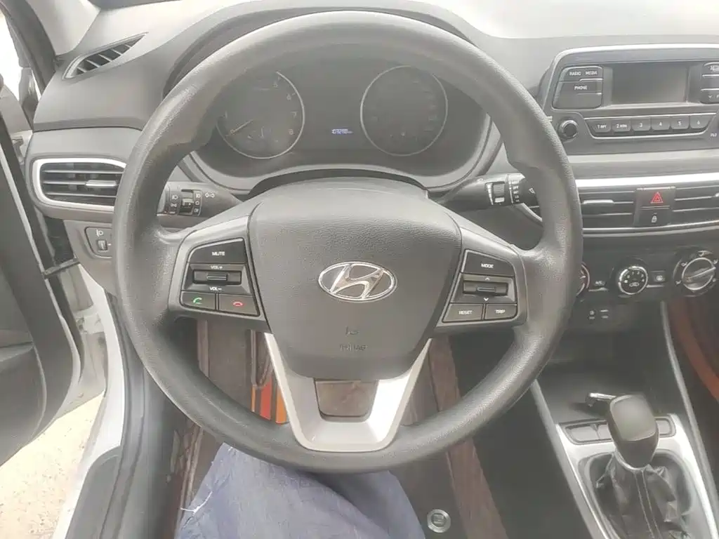 Hyundai Joyful 2017 — фото 11