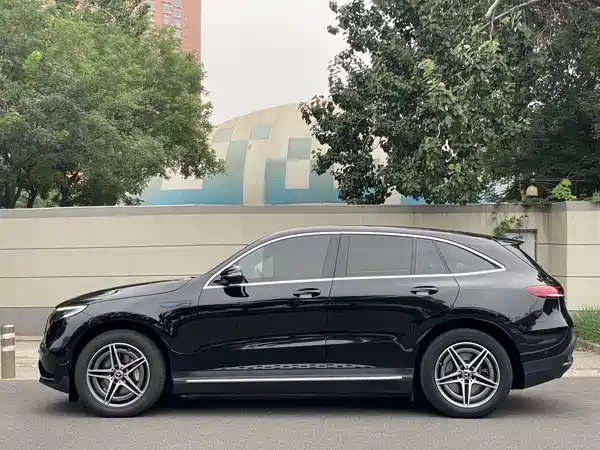 Mercedes-Benz EQC 2022