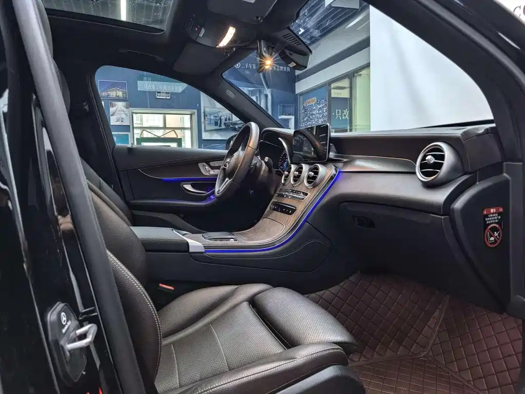 Mercedes-Benz GLC 2021 — фото 15