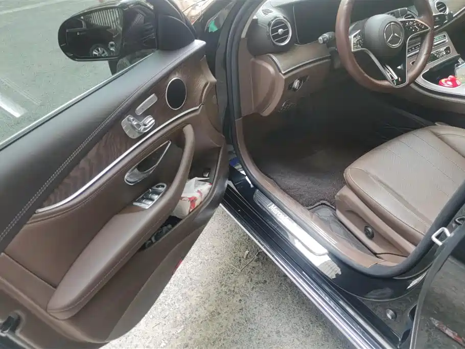 Mercedes-Benz E-Class 2023