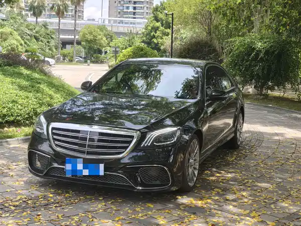 Mercedes-Benz S-Class 2012