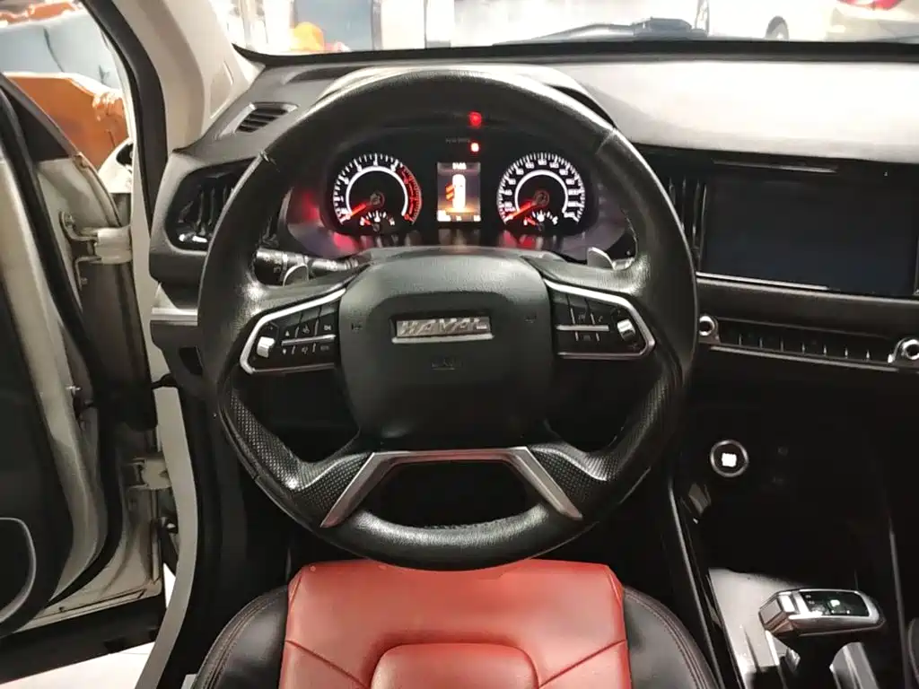 Haval H2s 2018 — фото 11