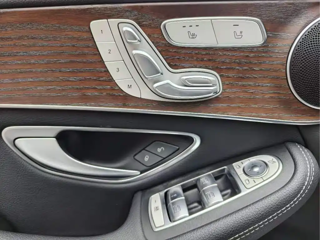 Mercedes-Benz GLC 2021