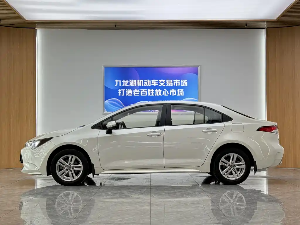 Toyota Levin 2019 — фото 4
