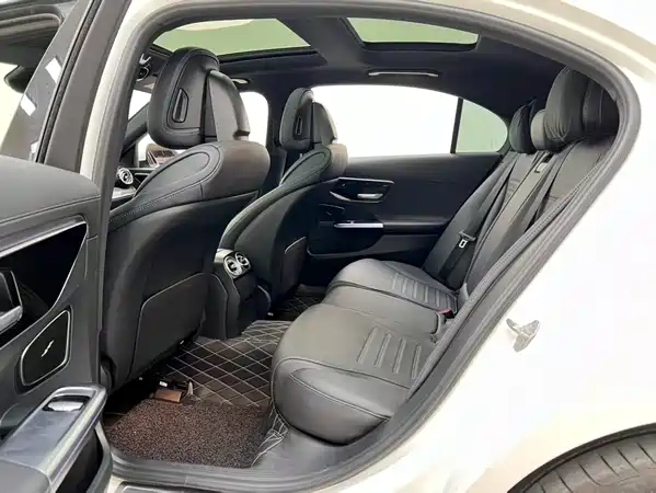 Mercedes-Benz C-Class 2023
