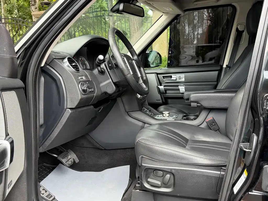 Land Rover Discovery 2017