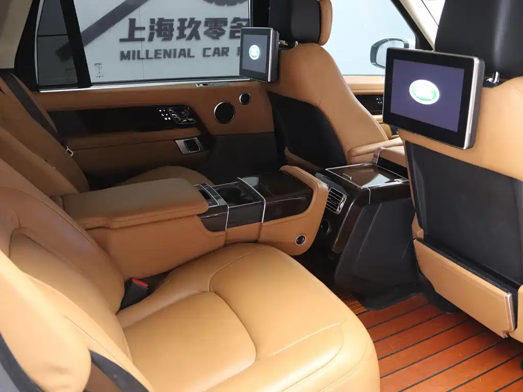 Land Rover Range Rover 2022 — фото 12