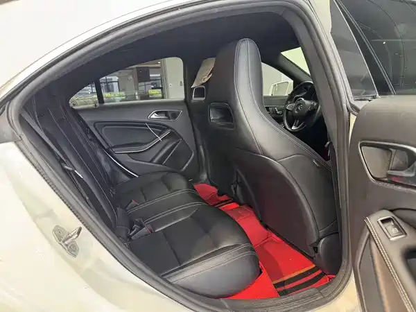 Mercedes-Benz CLA 2018