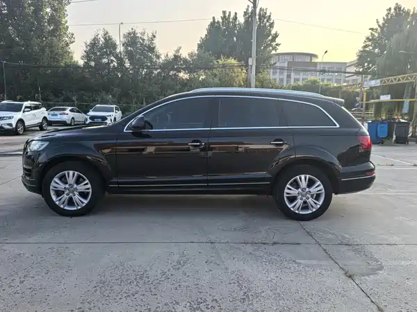 Audi Q7 2011
