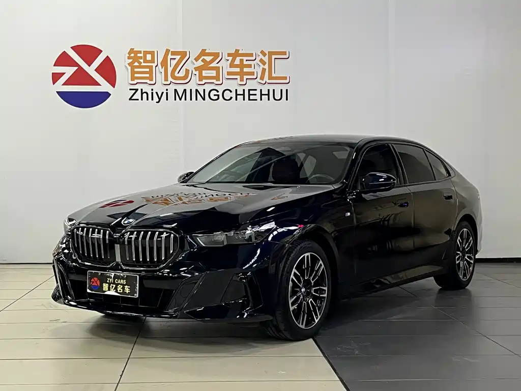 BMW 5 Series 2024