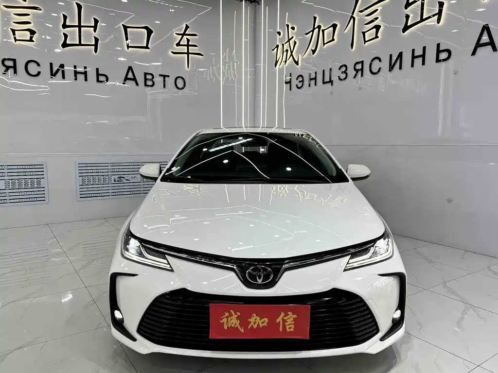 Toyota Corolla 2022 — фото 2