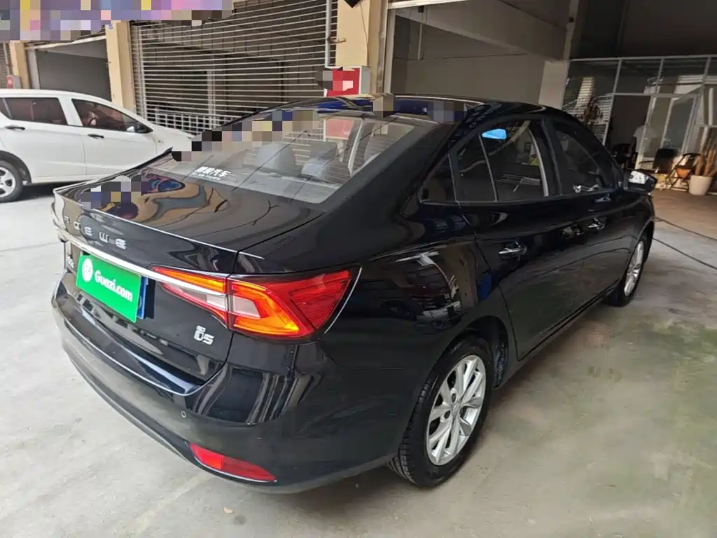 Roewe i5 2019