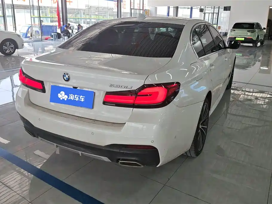 BMW 5 Series 2023