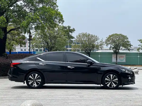 Nissan Teana 2020