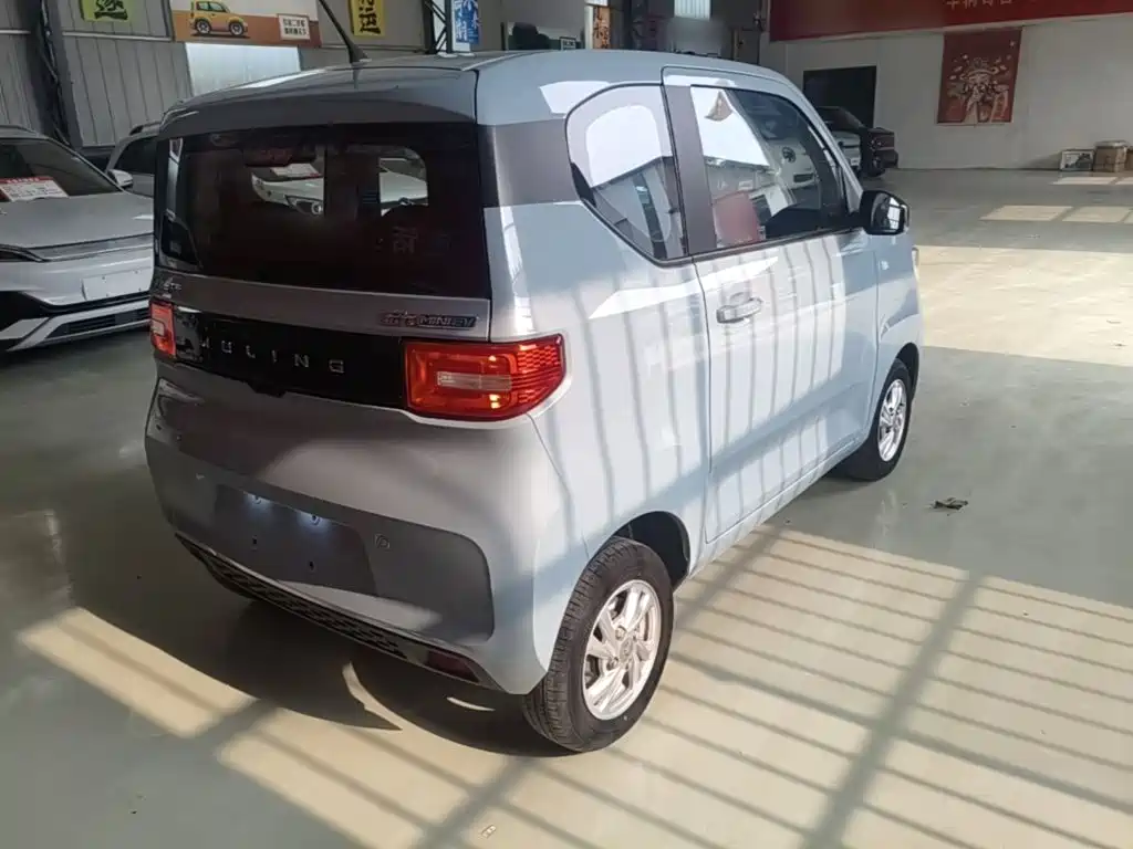 Wuling MINIEV 2020