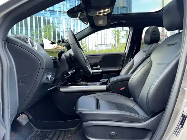 Mercedes-Benz EQA 2023