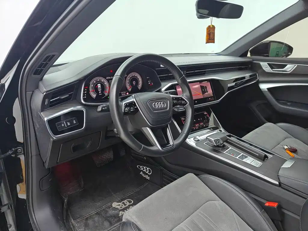 Audi A6L 2025 — фото 21