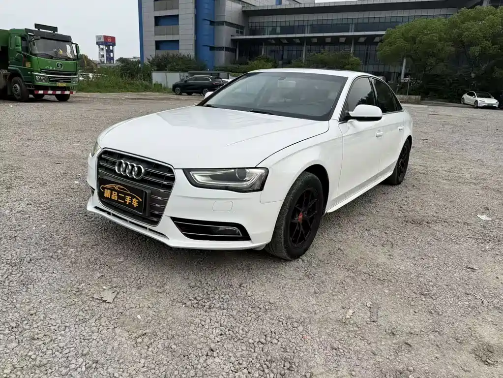 Audi A4L 2014