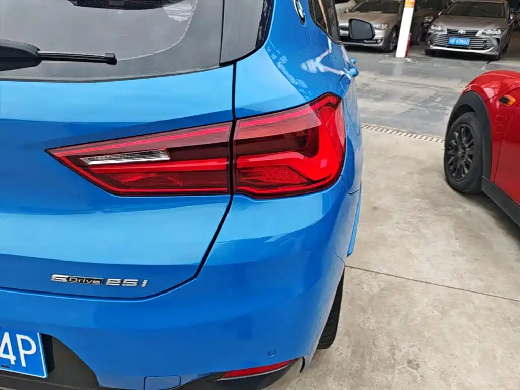 BMW X2 2020 — фото 8