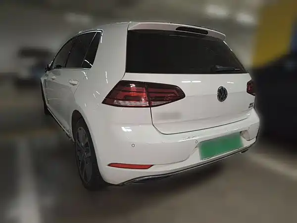 Volkswagen Golf 2020