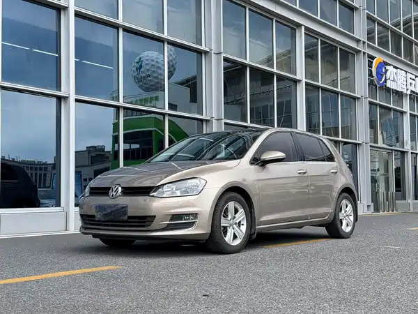 Volkswagen Golf 2016