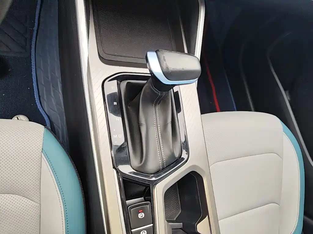 Geely Emgrand 2023 — фото 14