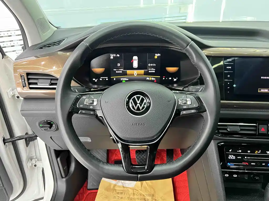 Volkswagen Tharu 2023 — фото 10